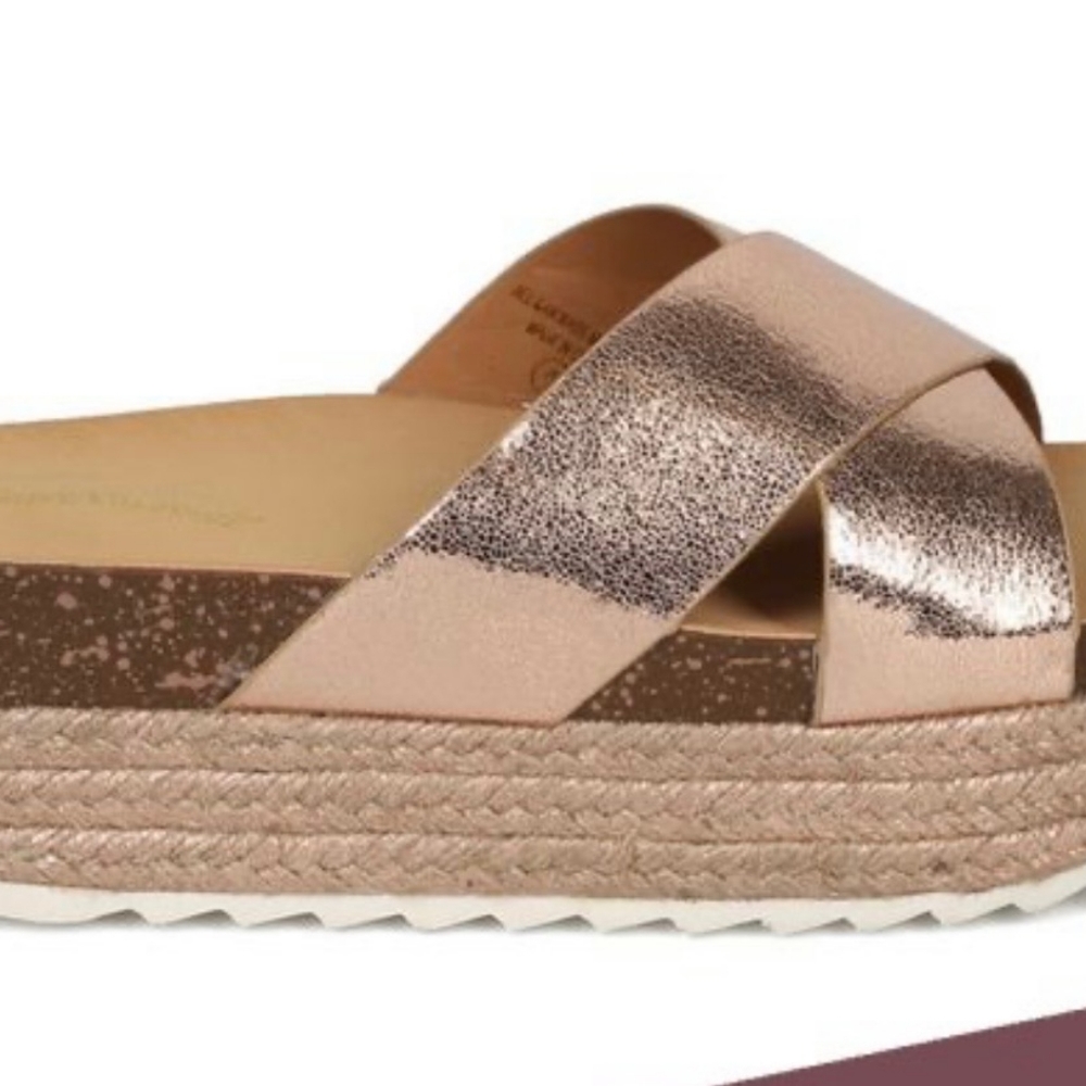 ❤️ 1 left ❤️ Metallic Rose Gold Criss Cross Platform Espardrille Sandals Wedges - Picture 2 of 5